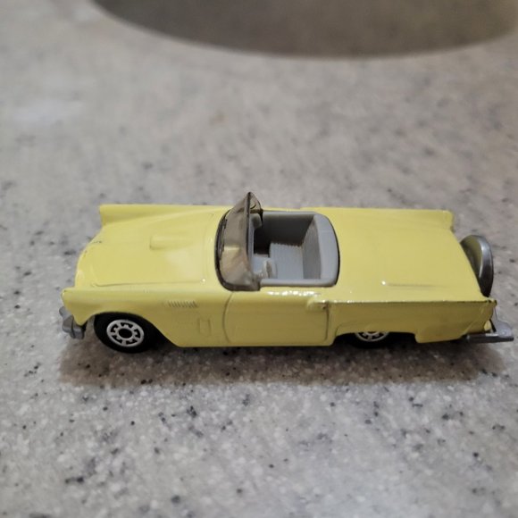 1996 Hot Wheels ’53 Thunderbird & 1989 Matchbox 1957 Thunderbird - Picture 8 of 13
